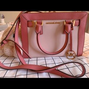 (sold) michael kors purse